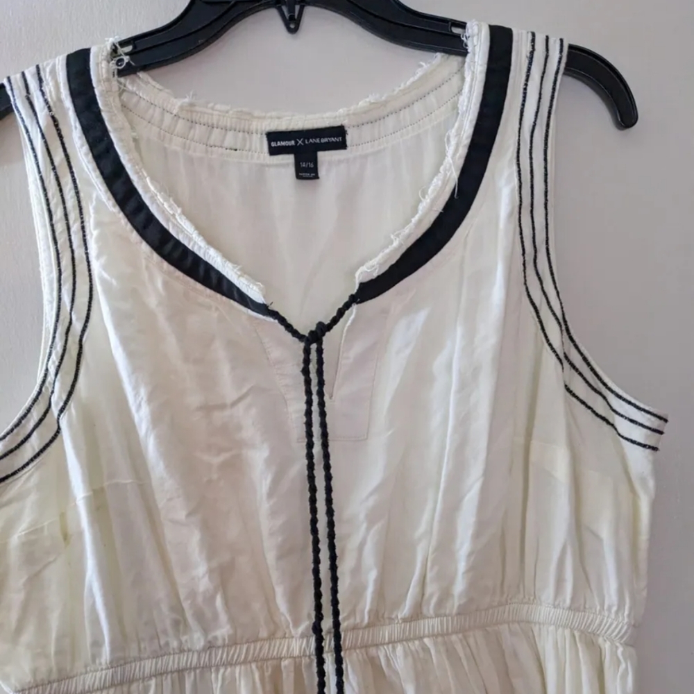 Sleeveless White Midi Dress with Black Trim - Picture 3 of 11